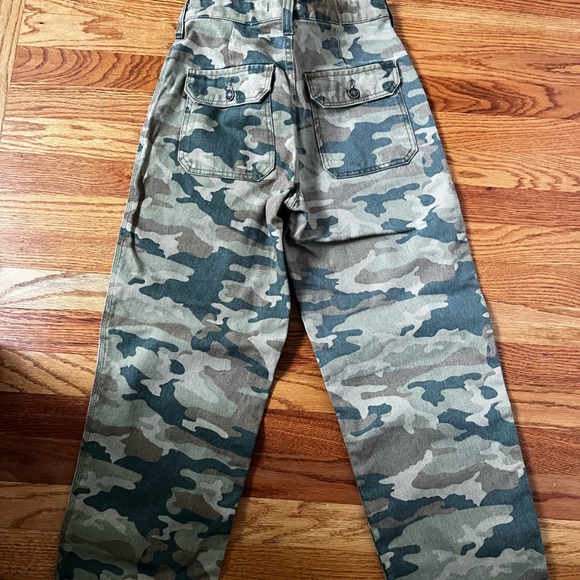 Free People Camouflage Ankle Pants - Picture 2 of 6
